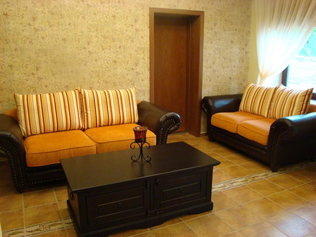 Grafo Zubovo Hotel & Spa Bubiai Εξωτερικό φωτογραφία